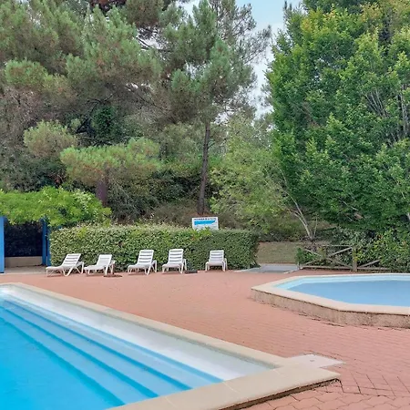 3 Bedroom Stunning In Holiday home *