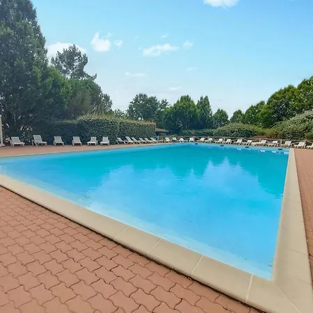 3 Bedroom Stunning In Brossac