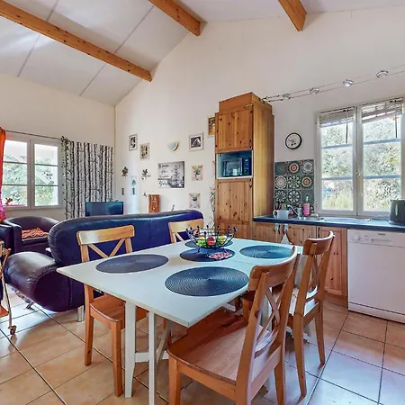 3 Bedroom Stunning In Holiday home *